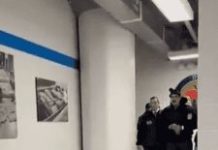 Nicolás llega a las oficinas de la DEA diciendo: «Happy New Year»