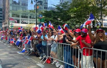 desfile-dominicano-nueva-york-banda-policia-y-ritmos-autoctonos-focus-0-0-375-240