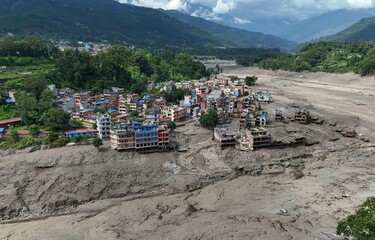 suman-162-los-muertos-por-riada-masiva-en-nepal-94feba7a-focus-0-0-375-240